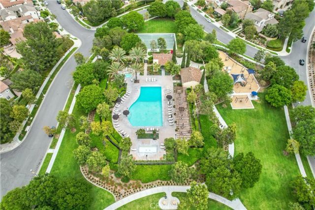 118 Retreat, Irvine, CA 92603