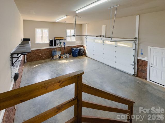 140 Hunters Hill Drive, Statesville, NC 28677