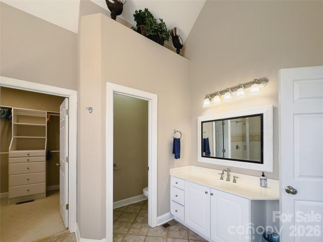 140 Hunters Hill Drive, Statesville, NC 28677