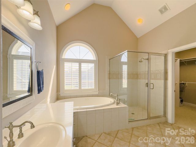 140 Hunters Hill Drive, Statesville, NC 28677