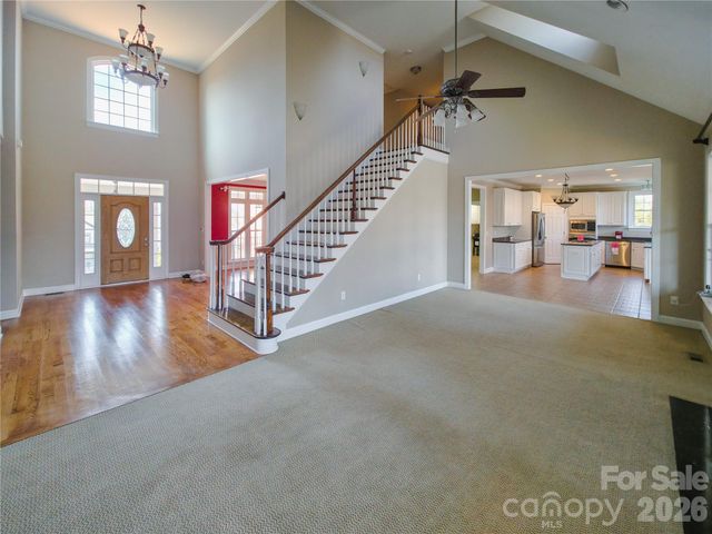 140 Hunters Hill Drive, Statesville, NC 28677