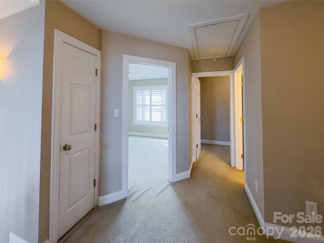 140 Hunters Hill Drive, Statesville, NC 28677