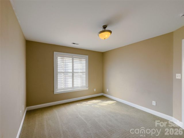 140 Hunters Hill Drive, Statesville, NC 28677