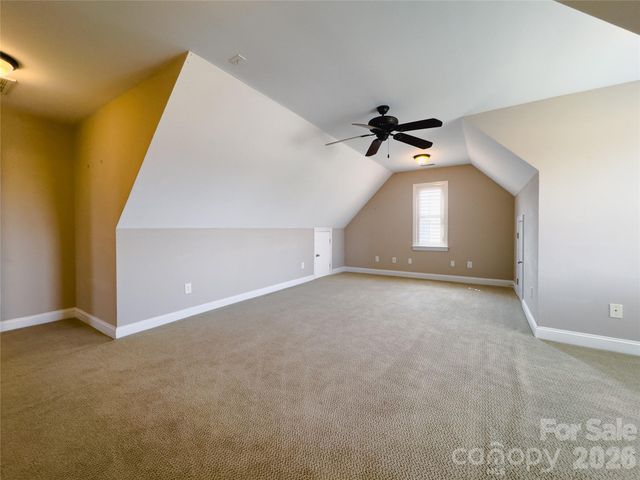 140 Hunters Hill Drive, Statesville, NC 28677