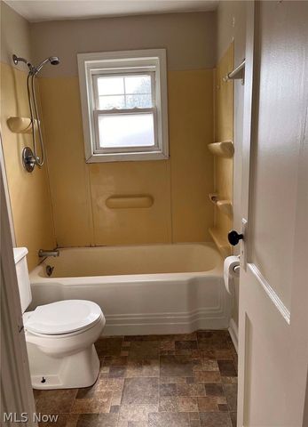 289 2nd Street NW, Carrollton, OH 44615