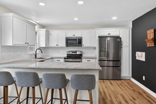 704 Rainwater Drive, Lexington, KY 40515