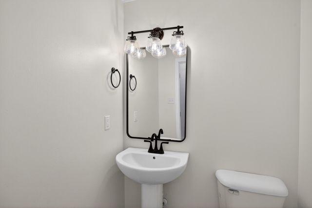 704 Rainwater Drive, Lexington, KY 40515