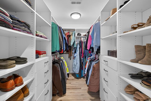 704 Rainwater Drive, Lexington, KY 40515