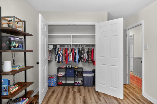 704 Rainwater Drive, Lexington, KY 40515