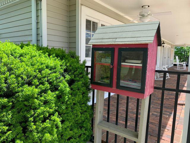 704 Rainwater Drive, Lexington, KY 40515