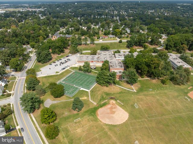 17 WENDSLOW RD, Lutherville Timonium, MD 21093
