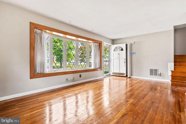 17 WENDSLOW RD, Lutherville Timonium, MD 21093