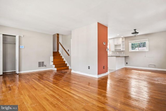 17 WENDSLOW RD, Lutherville Timonium, MD 21093