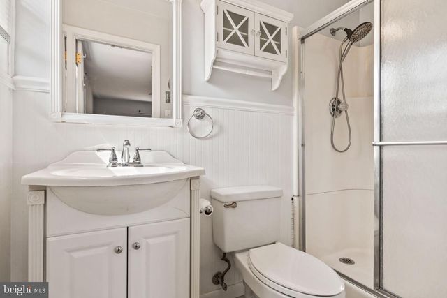 17 WENDSLOW RD, Lutherville Timonium, MD 21093