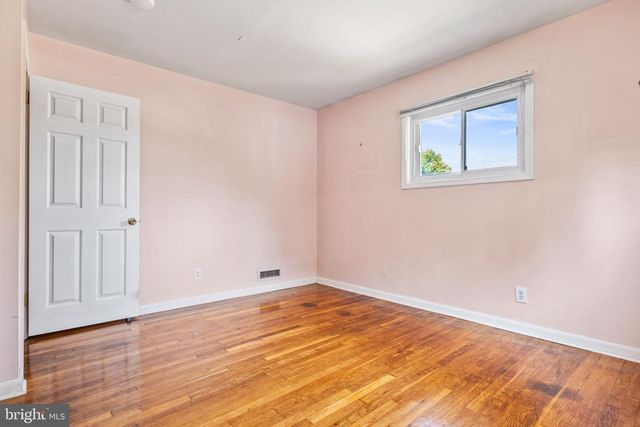 17 WENDSLOW RD, Lutherville Timonium, MD 21093