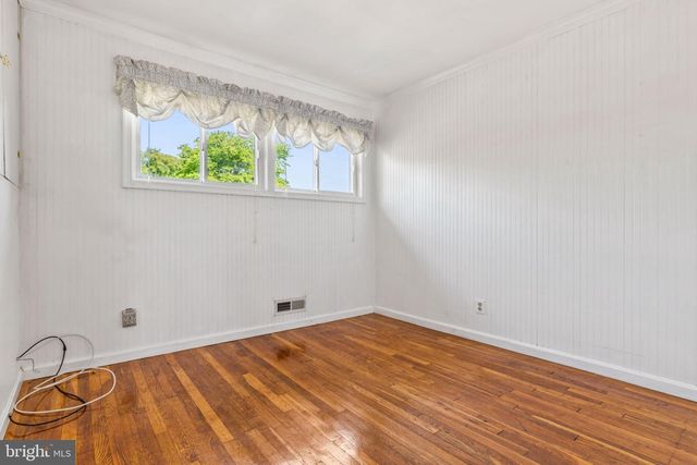 17 WENDSLOW RD, Lutherville Timonium, MD 21093
