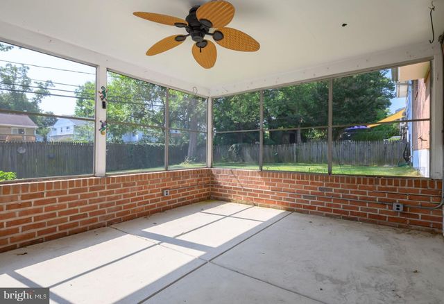 17 WENDSLOW RD, Lutherville Timonium, MD 21093