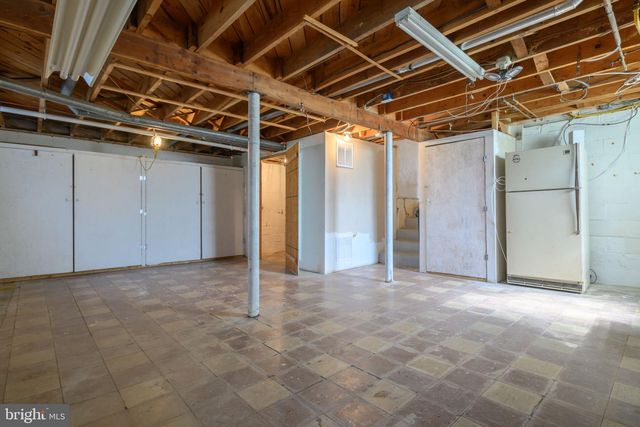 17 WENDSLOW RD, Lutherville Timonium, MD 21093