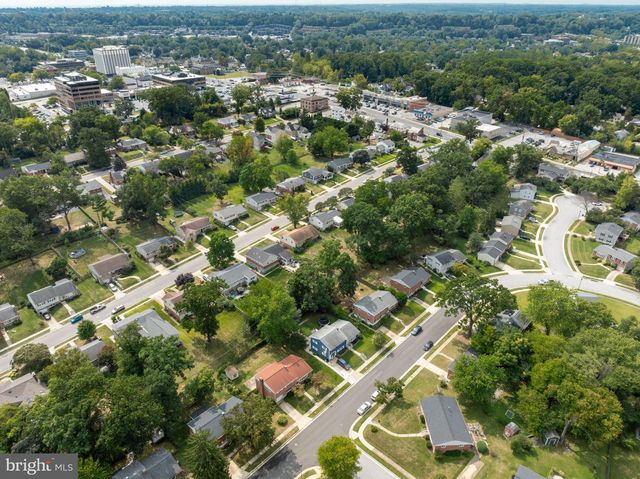 17 WENDSLOW RD, Lutherville Timonium, MD 21093