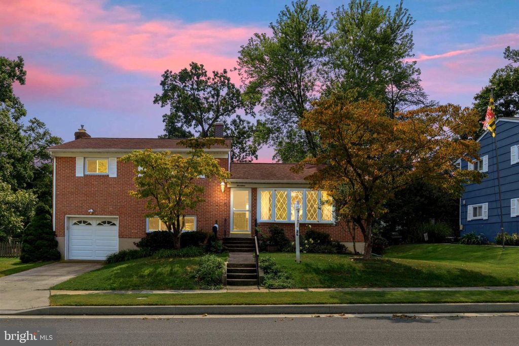 17 WENDSLOW RD, Lutherville Timonium, MD 21093
