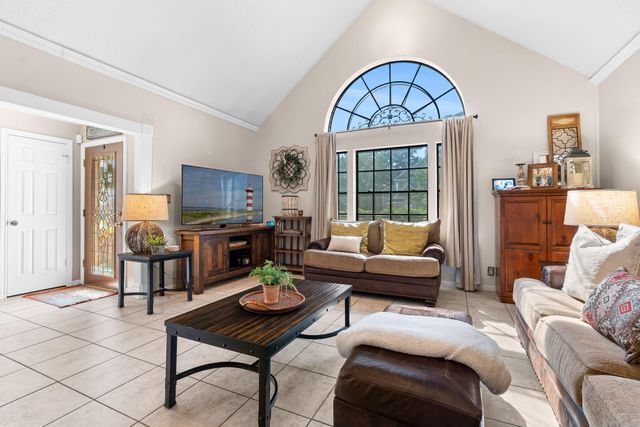 6971 Breezy Point, Willis, TX 77318