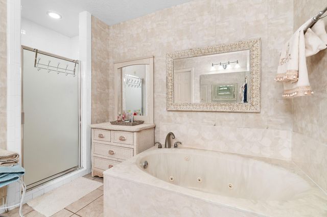 6971 Breezy Point, Willis, TX 77318