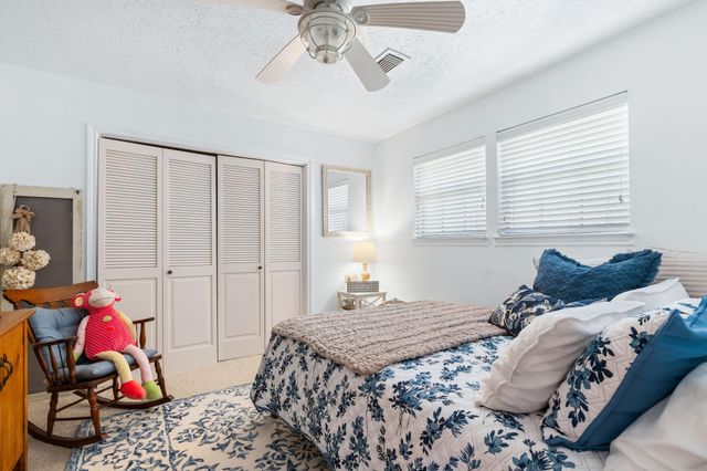 6971 Breezy Point, Willis, TX 77318