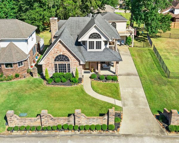 6971 Breezy Point, Willis, TX 77318