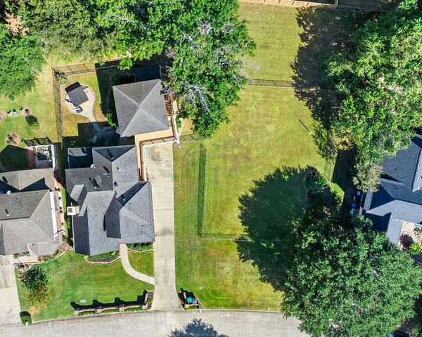 6971 Breezy Point, Willis, TX 77318