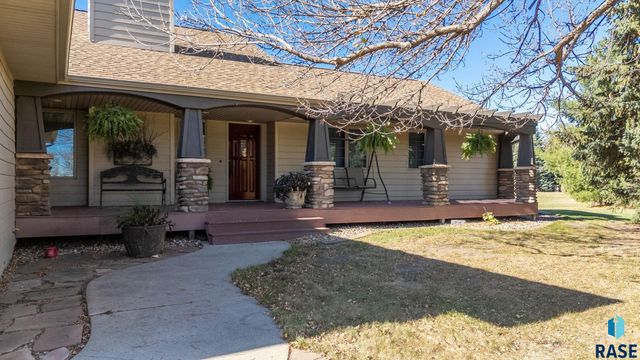 27121 Morning Glory Ave Avenue, Harrisburg, SD 57032