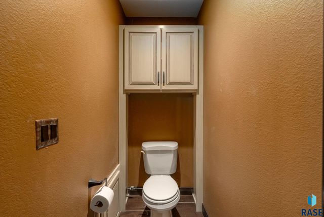 27121 Morning Glory Ave Avenue, Harrisburg, SD 57032