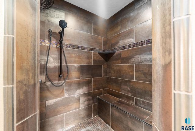 27121 Morning Glory Ave Avenue, Harrisburg, SD 57032