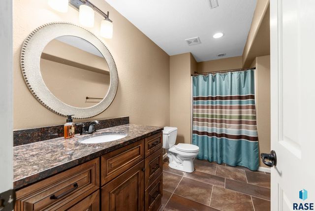 27121 Morning Glory Ave Avenue, Harrisburg, SD 57032