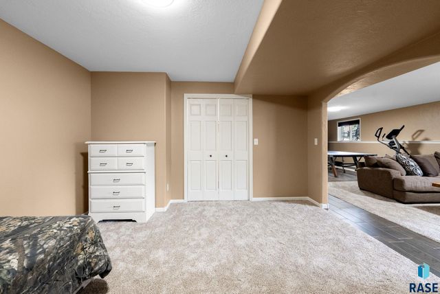 27121 Morning Glory Ave Avenue, Harrisburg, SD 57032