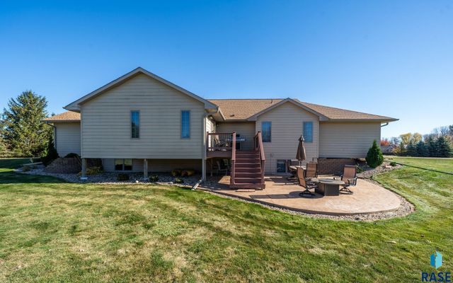 27121 Morning Glory Ave Avenue, Harrisburg, SD 57032