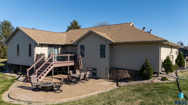 27121 Morning Glory Ave Avenue, Harrisburg, SD 57032