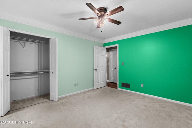 7100 Chippenham Rd, Louisville, KY 40222