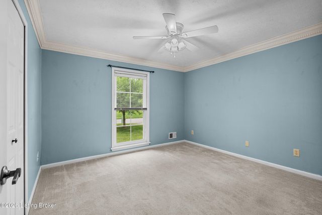 7100 Chippenham Rd, Louisville, KY 40222