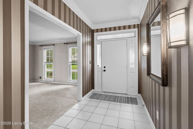7100 Chippenham Rd, Louisville, KY 40222