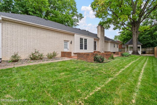7100 Chippenham Rd, Louisville, KY 40222
