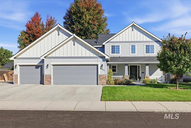 2082 E Glasgow St, Meridian, ID 83646 property photo