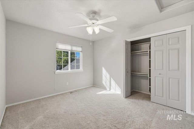 2082 E Glasgow St, Meridian, ID 83646