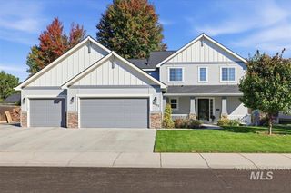 2082 E Glasgow St, Meridian, ID 83646