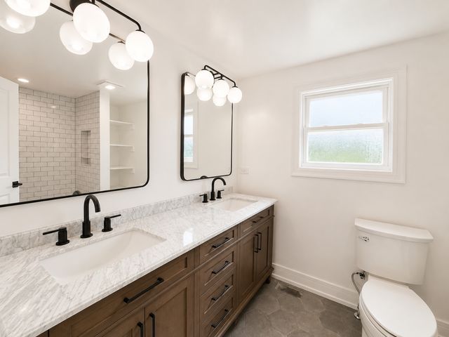 1905 W HURON Street CH, Chicago, IL 60622