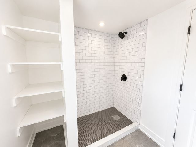 1905 W HURON Street CH, Chicago, IL 60622