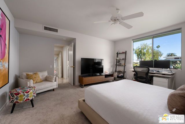 2324 Camino Vida, Palm Springs, CA 92264
