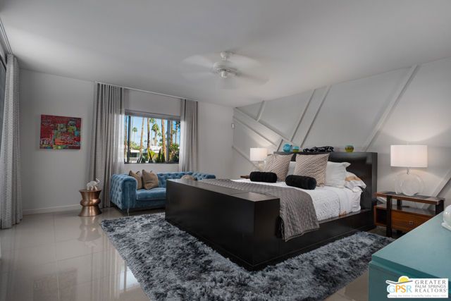 2324 Camino Vida, Palm Springs, CA 92264