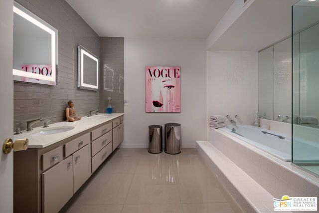 2324 Camino Vida, Palm Springs, CA 92264