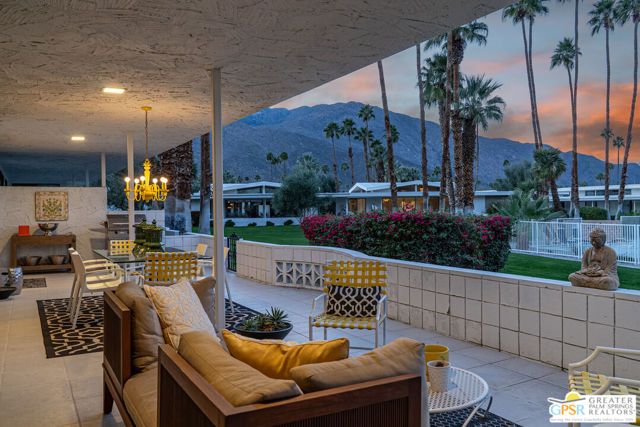 2324 Camino Vida, Palm Springs, CA 92264