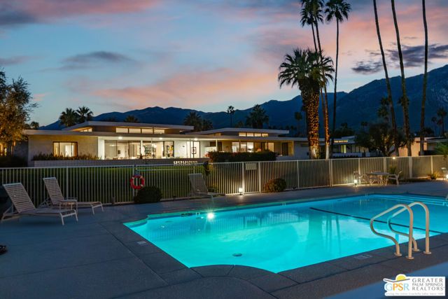 2324 Camino Vida, Palm Springs, CA 92264